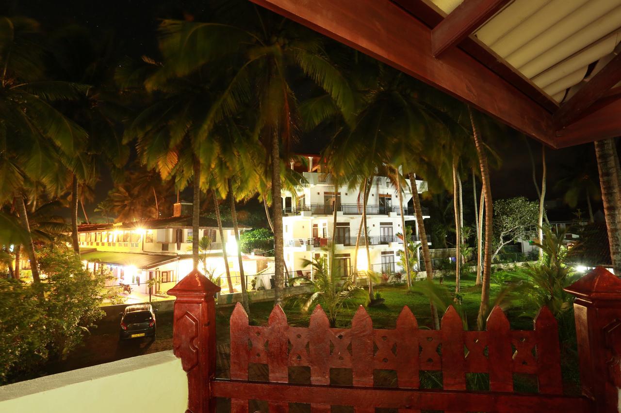 Sonri Villa Sea View Unawatuna Exterior photo