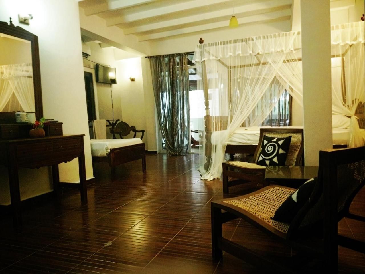 Sonri Villa Sea View Unawatuna Exterior photo